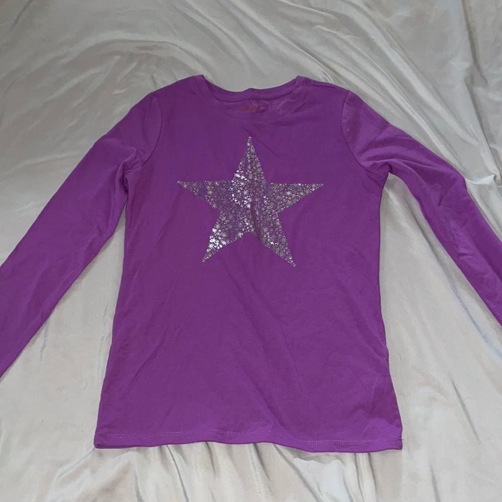 Kids Cat& Jack long sleeve shirt. Size US 7-8